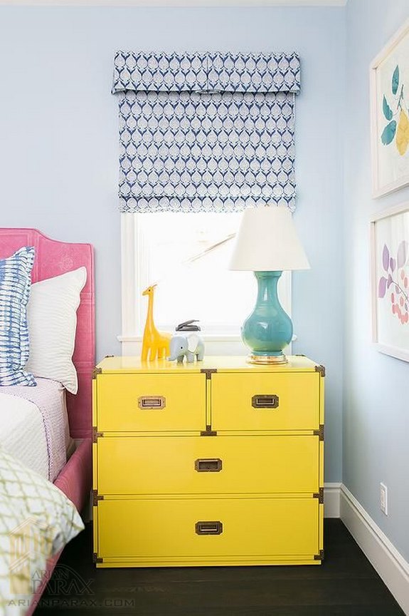 12-a-large-and-functional-dresser-nightstand-in-bo.jpg